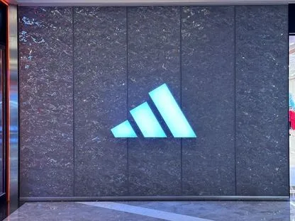 Adidas Store, İstinyePark — 2